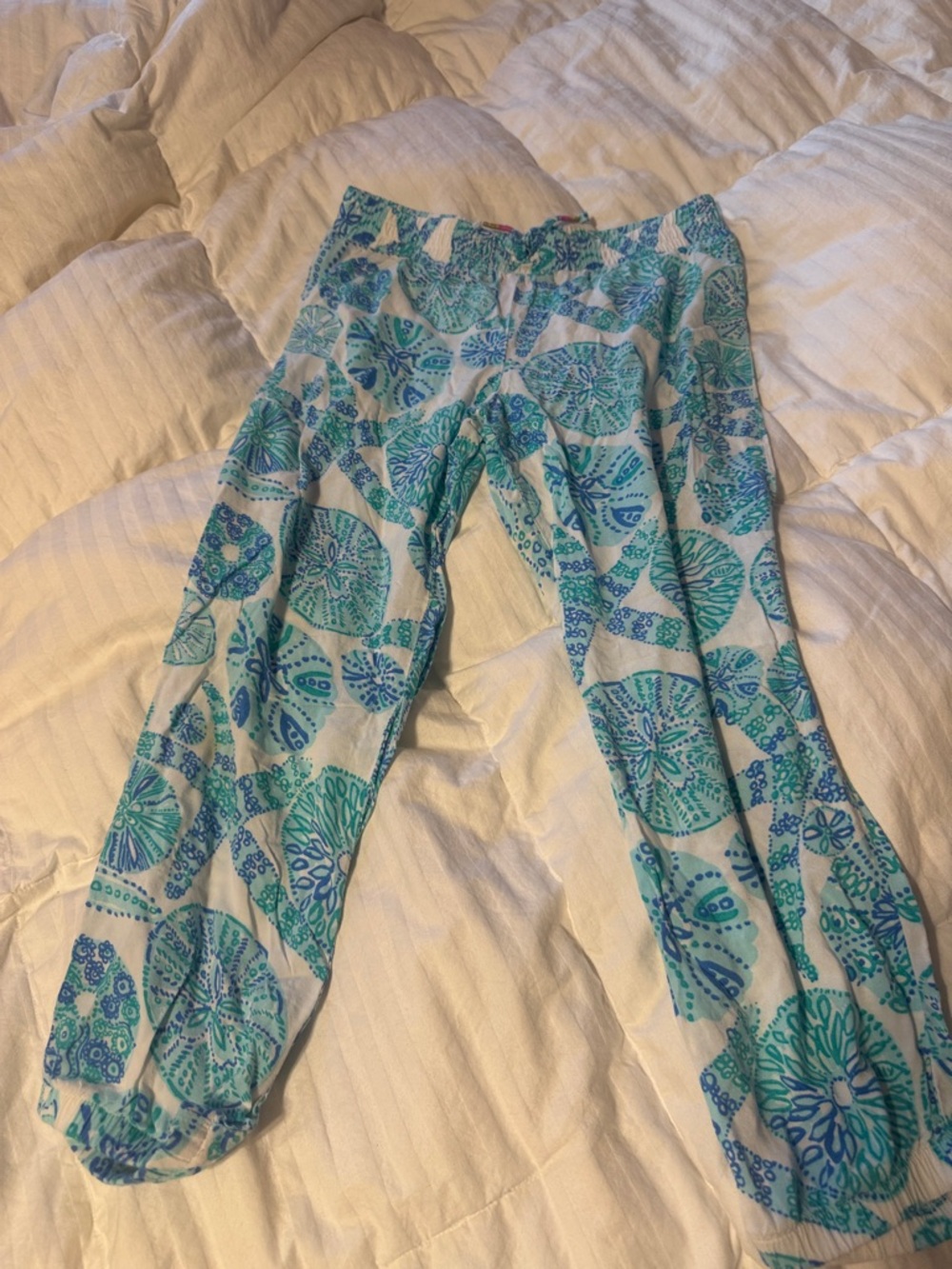 Lilly Pulitzer girls large Blue & Teal Printed Lounge Pants large 10-12